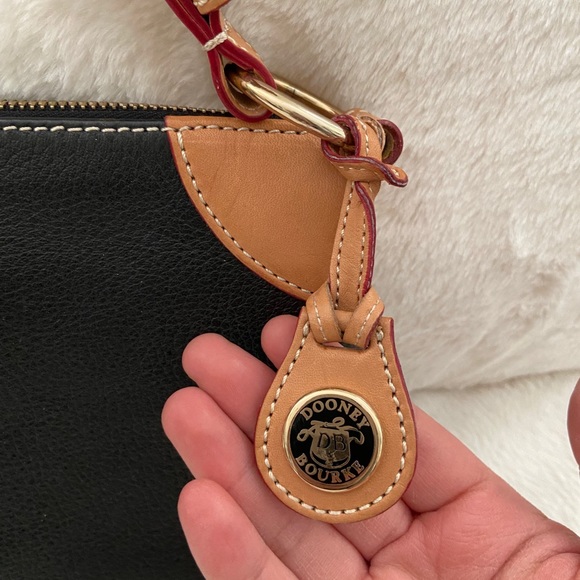 Dooney & Bourke bag - Picture 5 of 11